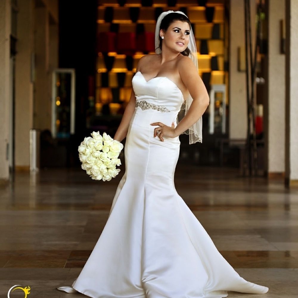 Wedding dress